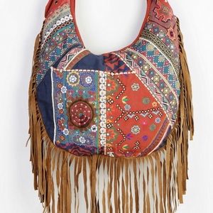 Ecote shoulder fringe bag!